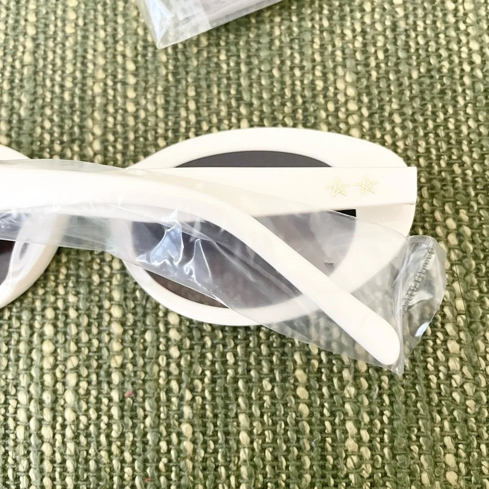 Shawn Lee Designer Cream White Oval Frame Sunglasses Y2K Retro Fashion Shades